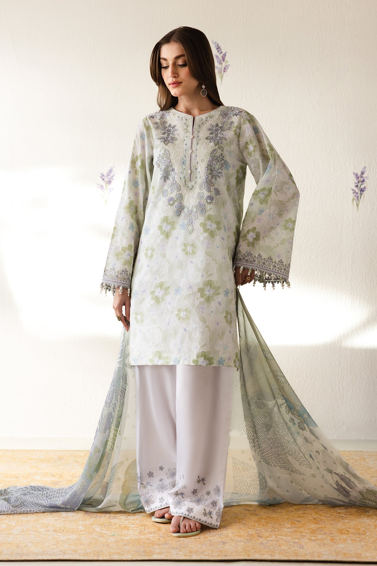 EMBROIDERED LAWN UF-4425