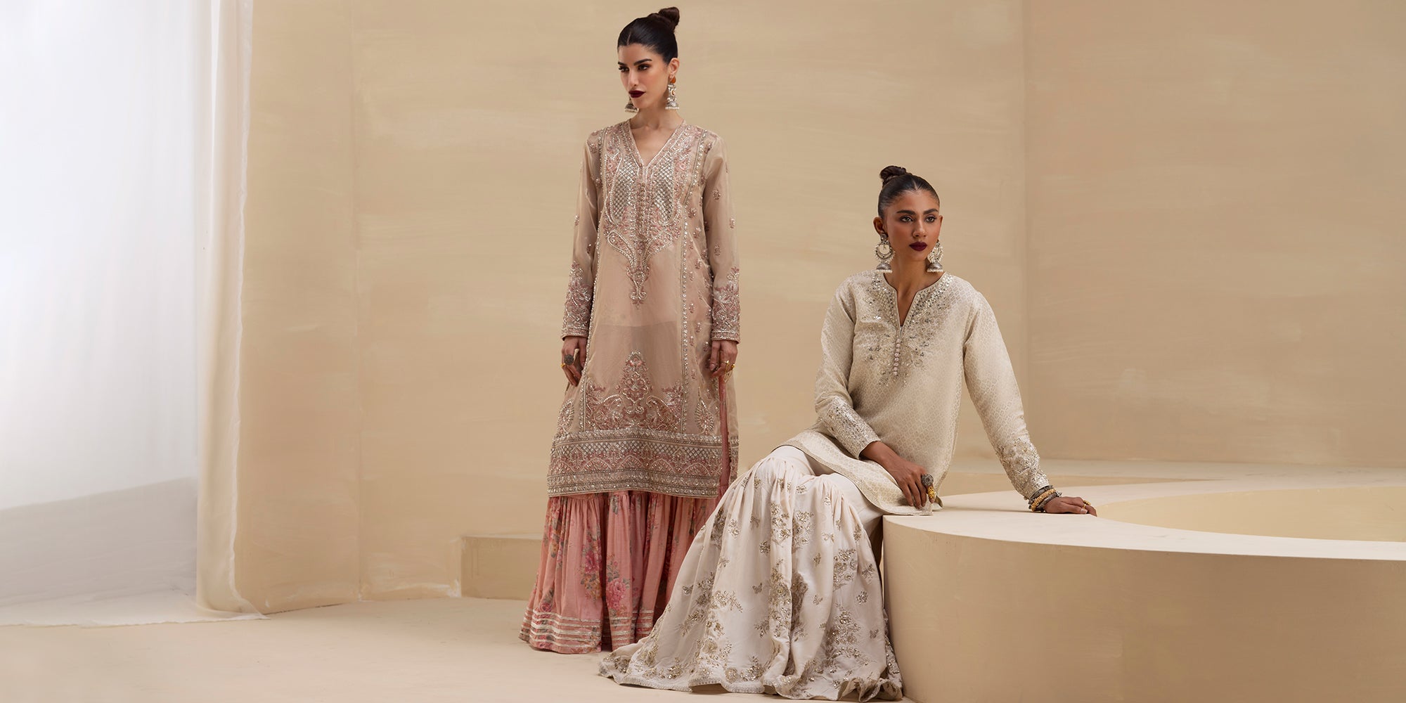 EMBROIDERED SUIT (E0904/104/006)