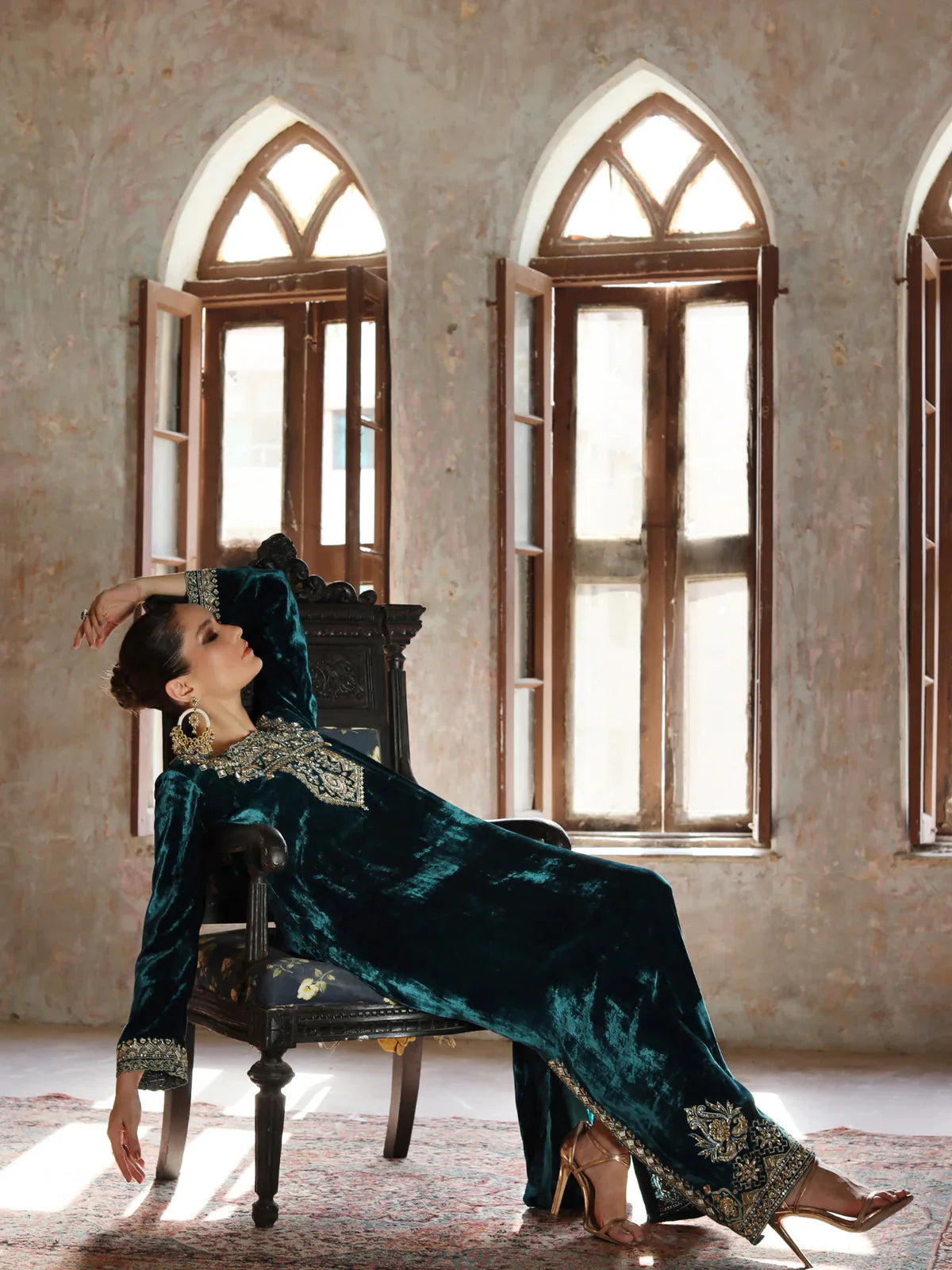 Vaneesa Velvet Kaftan