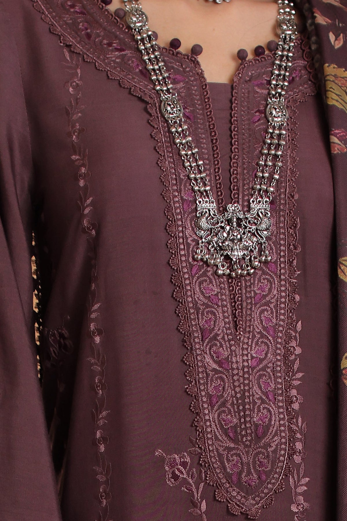 D5 A - Vineyard plum