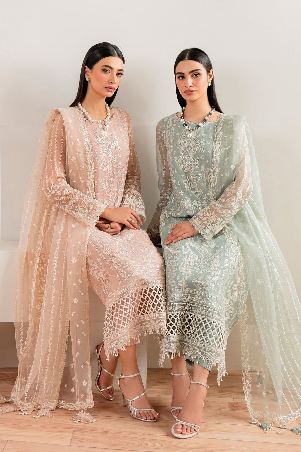 EMBROIDERED CHIFFON SF-681