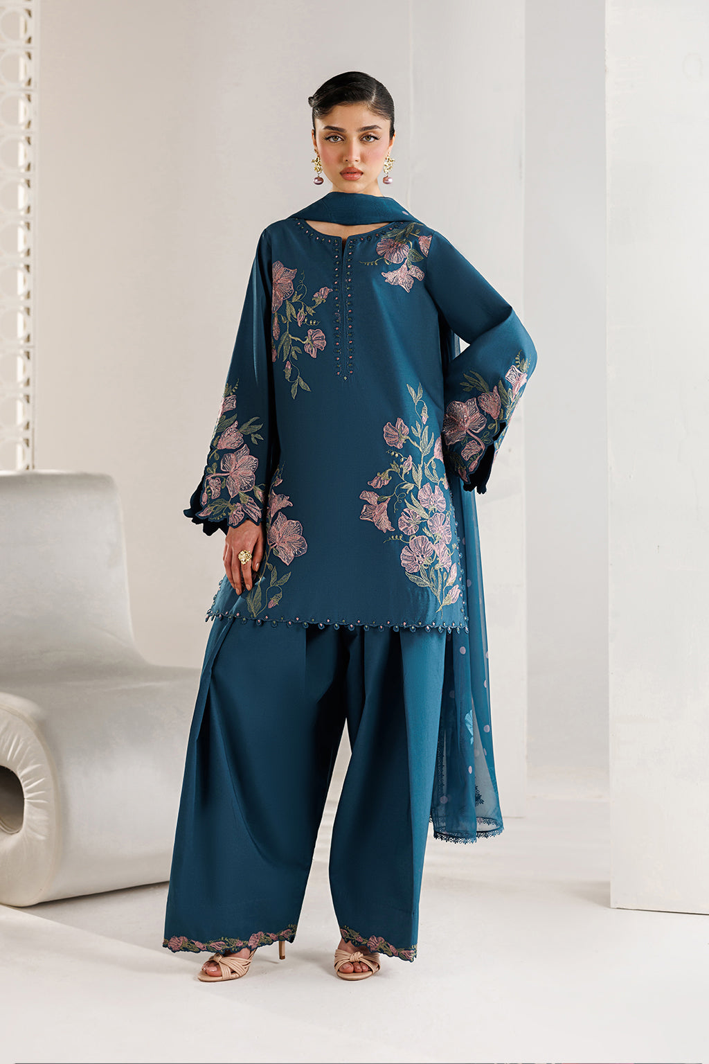 https://cdn.shopify.com/s/files/1/0303/2796/3779/files/37_16304f6a-112b-42b3-87a2-e139adb86fa0.jpg?v=1777012666