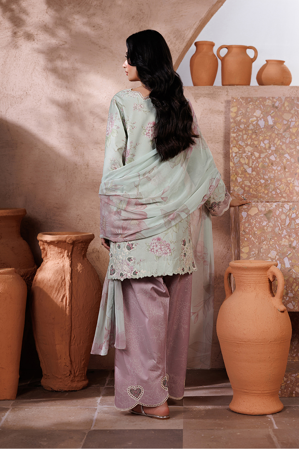 UE-714 Printed Lawn