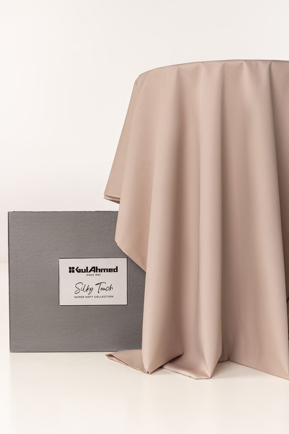 Creed Plus Unstitched Fabric Cotton With Gift Box
