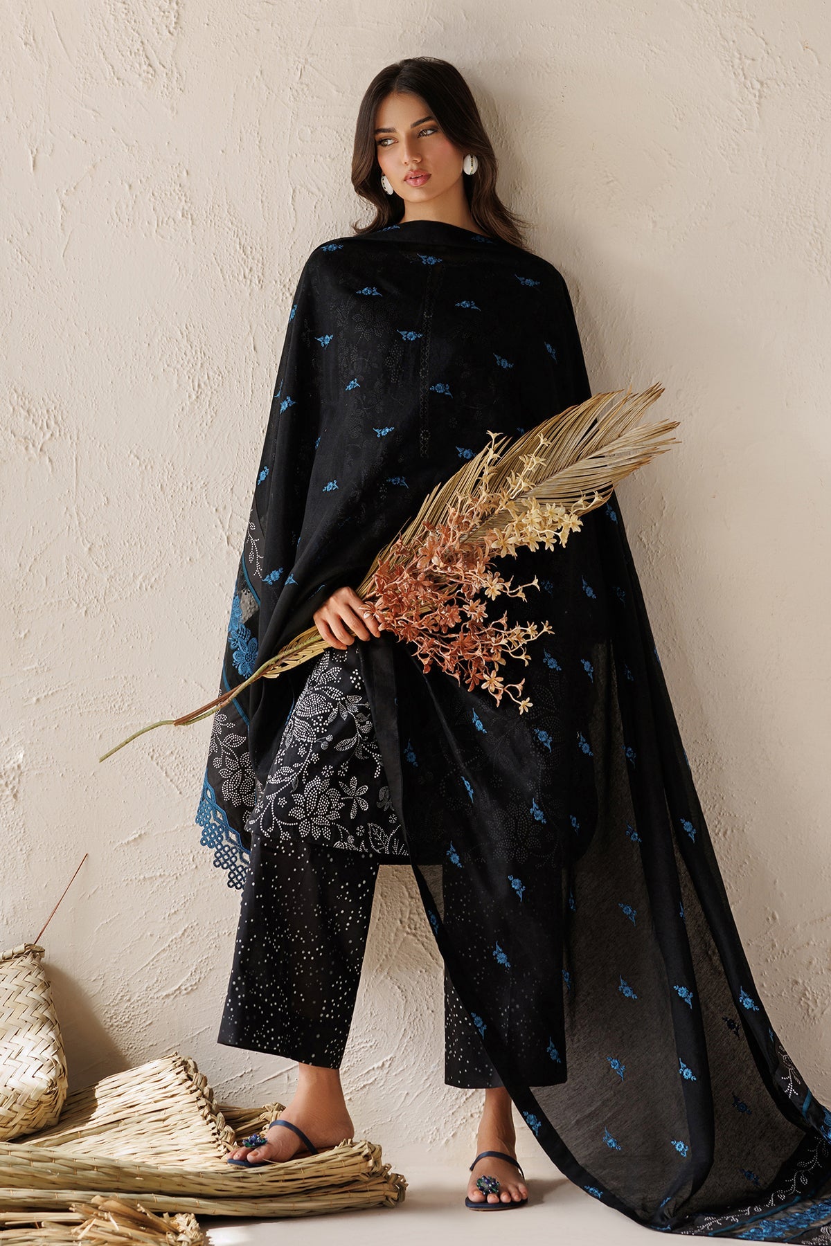EMBROIDERED LAWN SF-4518