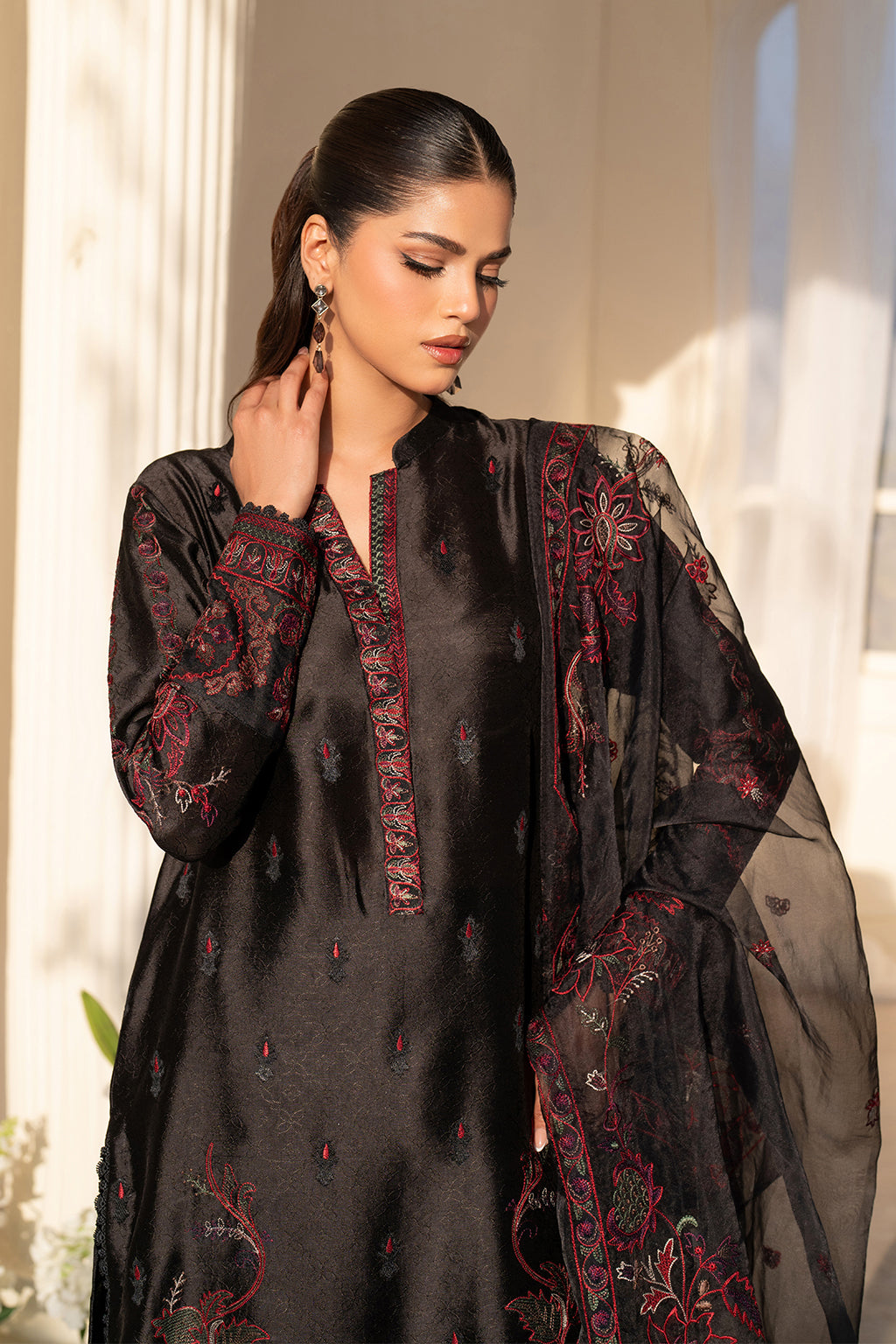 UE-434 Embroidered Pure Jacquard Silk