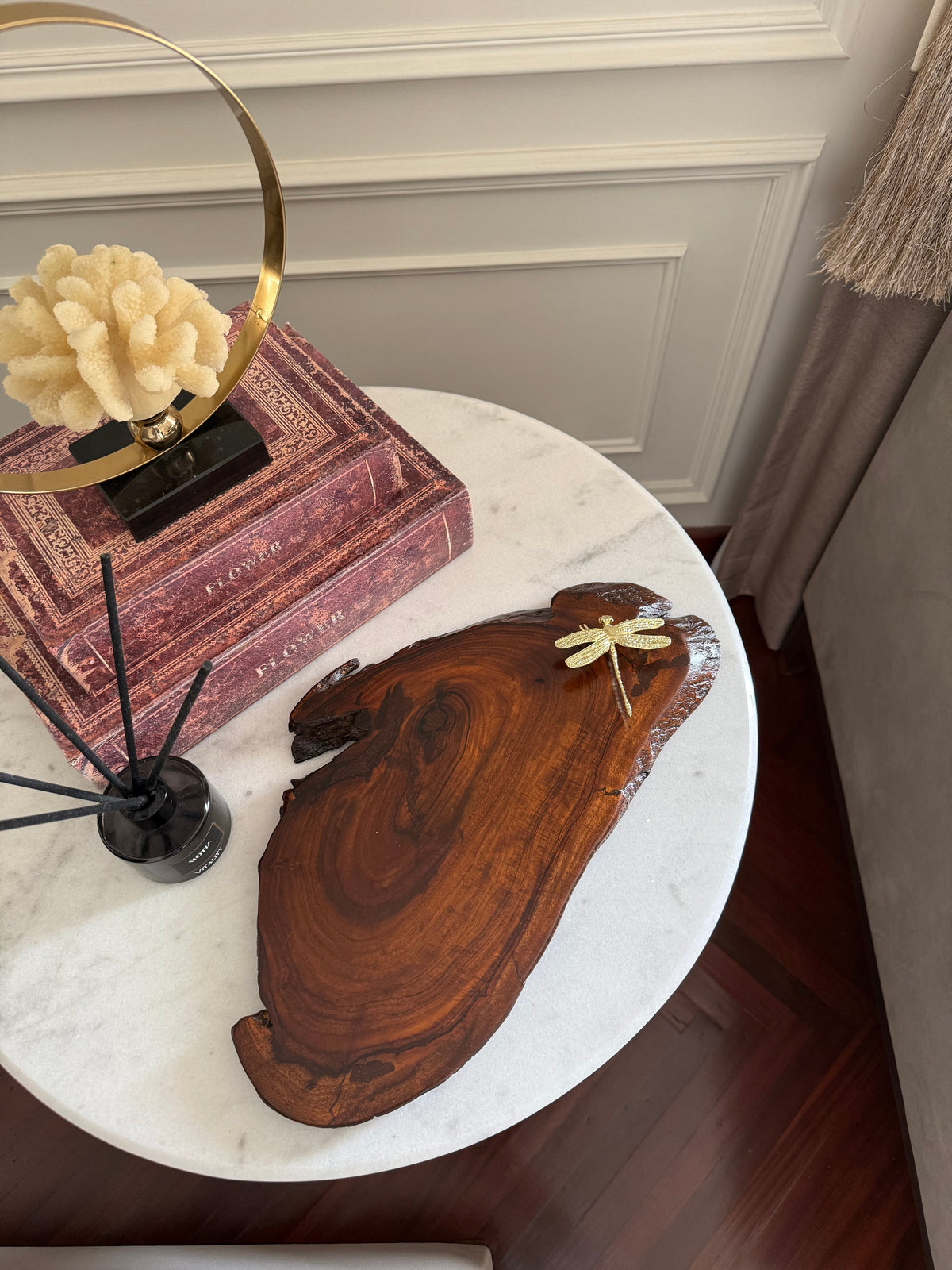Dragonfly Tray/ platter 422 Cyra