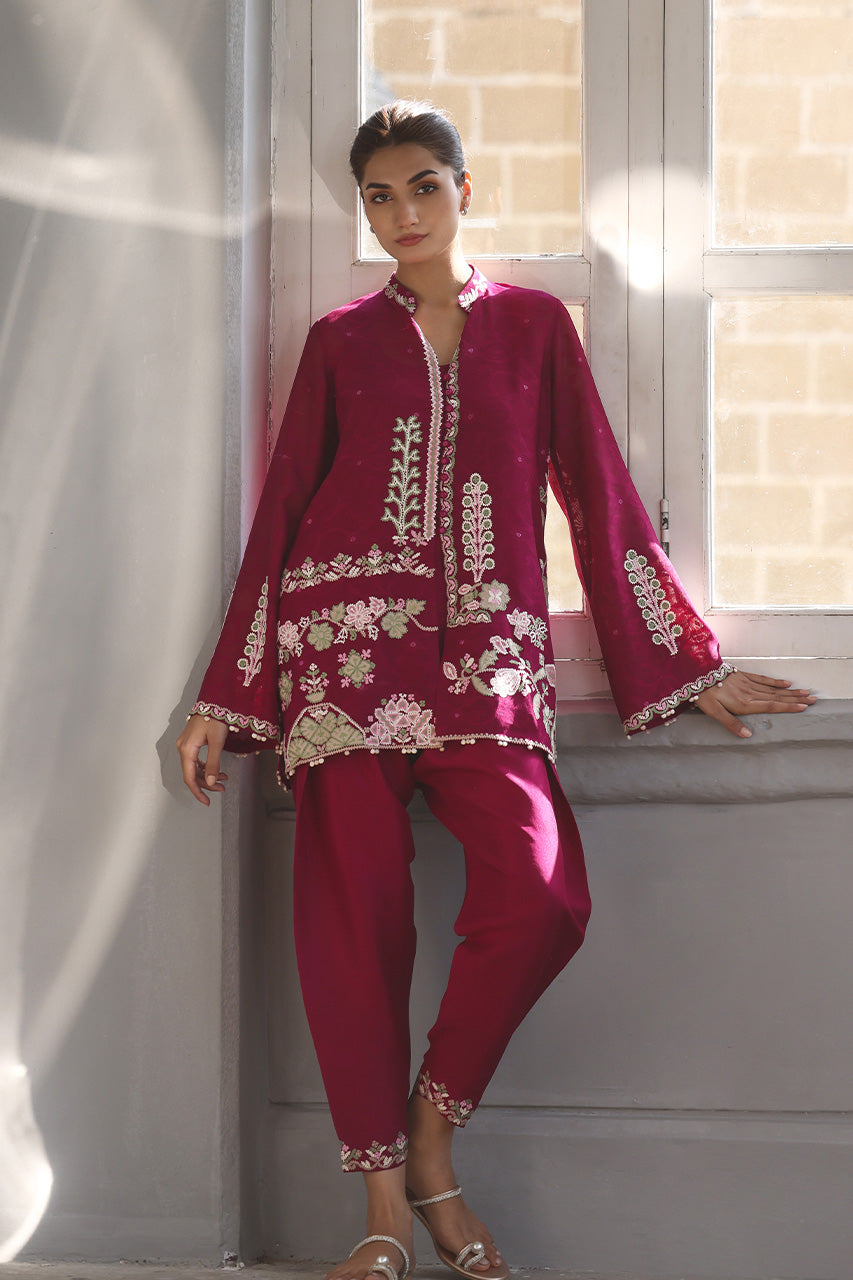 https://cdn.shopify.com/s/files/1/0588/3661/5221/files/3P6A9515t_a35eb7e2-4107-489b-884f-73ddec04fbc2.jpg?v=1751622630