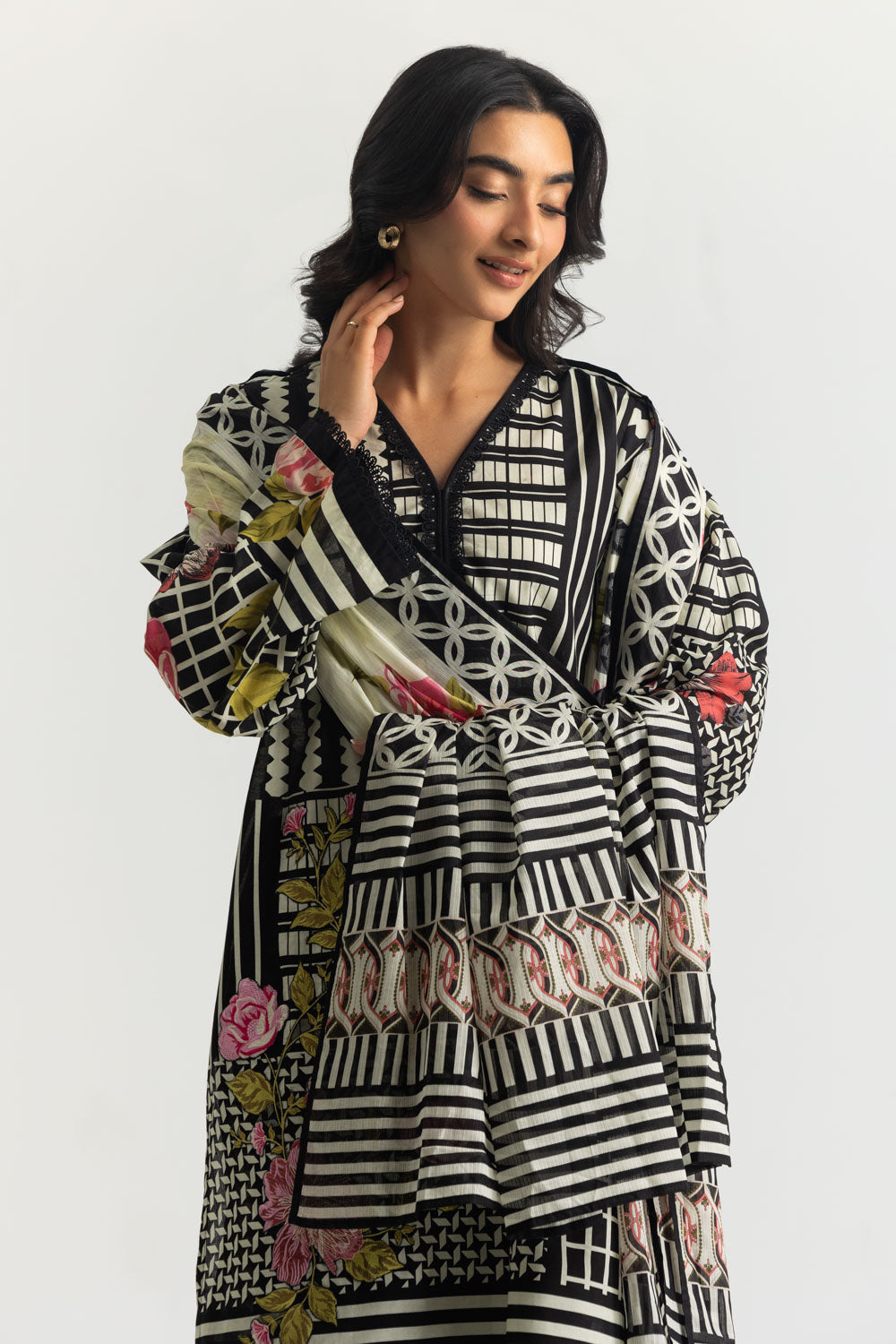 3PC Cambric Printed Suit With Embroidered