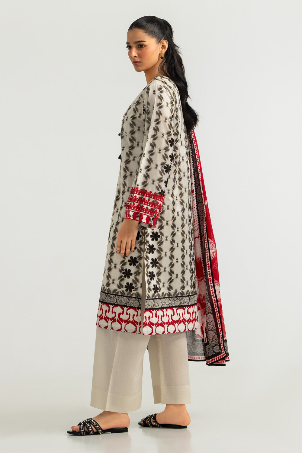 3PC Cambric Printed Suit With Embroidered