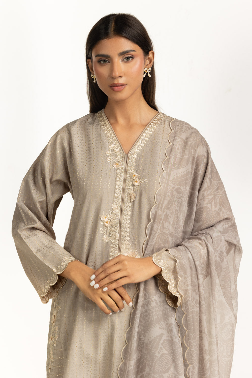 3Pc Denier Jacquard Embroidered Suit