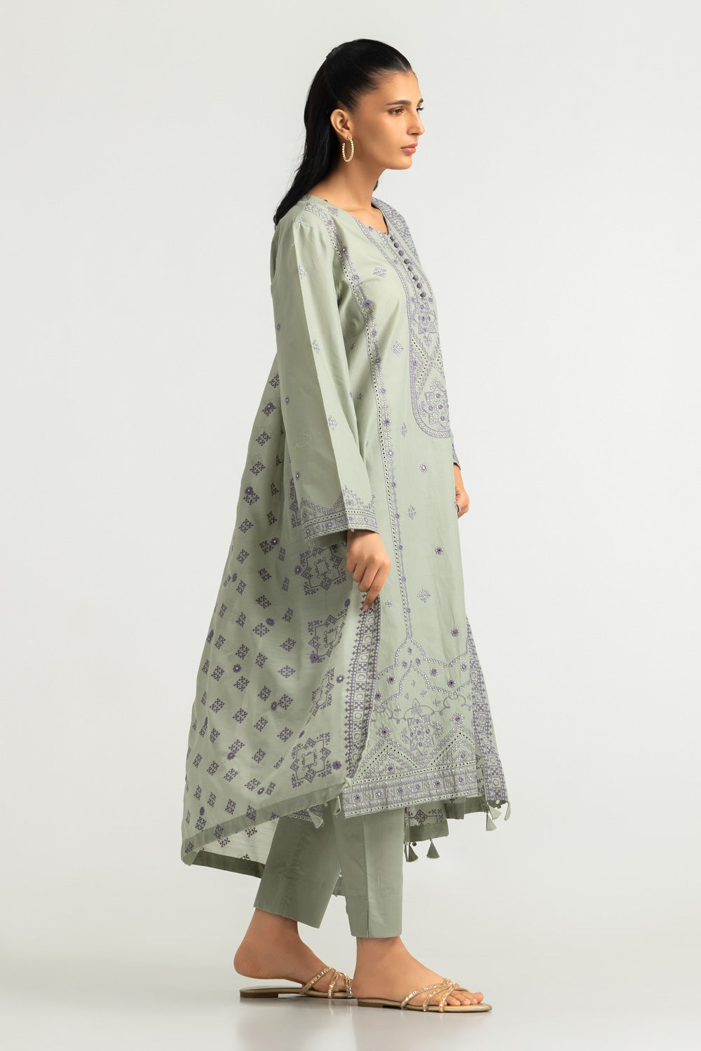 3PC Lawn Embroidered Suit