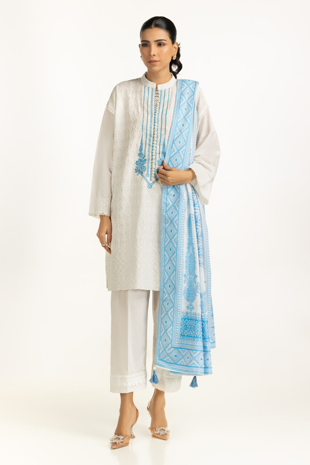 3PC Lawn Embroidered Suit