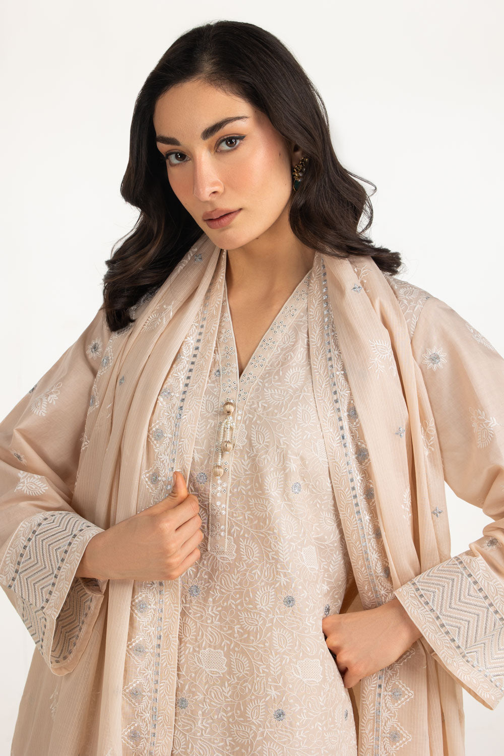 3PC Lawn Embroidered Suit