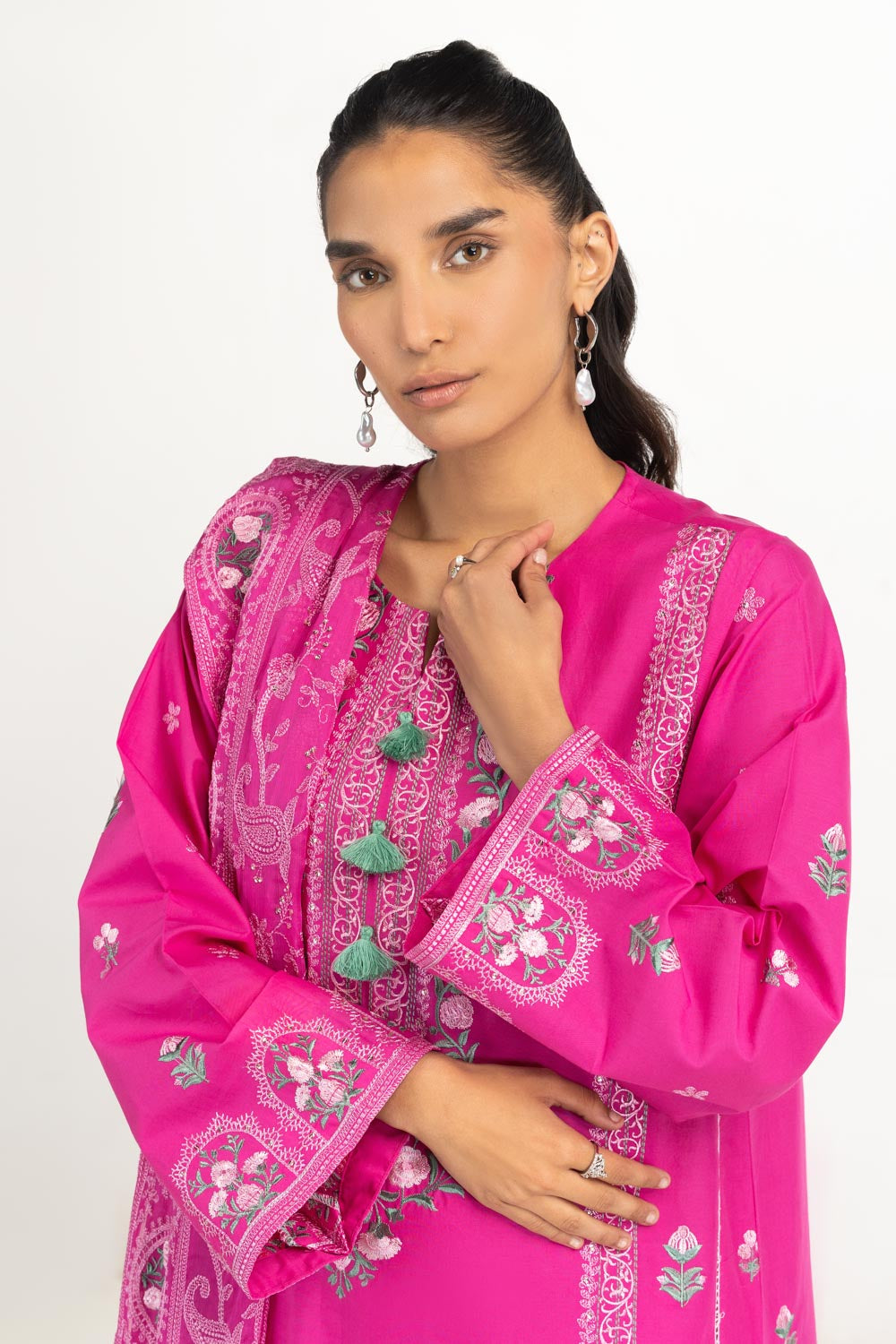 3PC Lawn Embroidered Suit