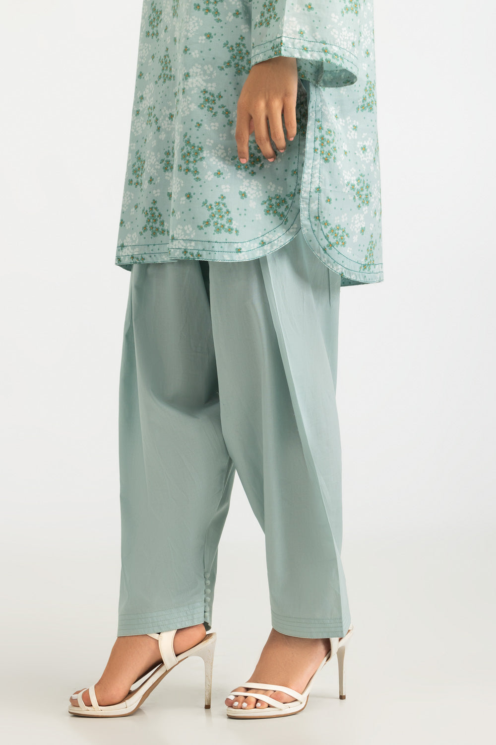 3Pc Lawn Printed Suit With Embroidered Dupatta