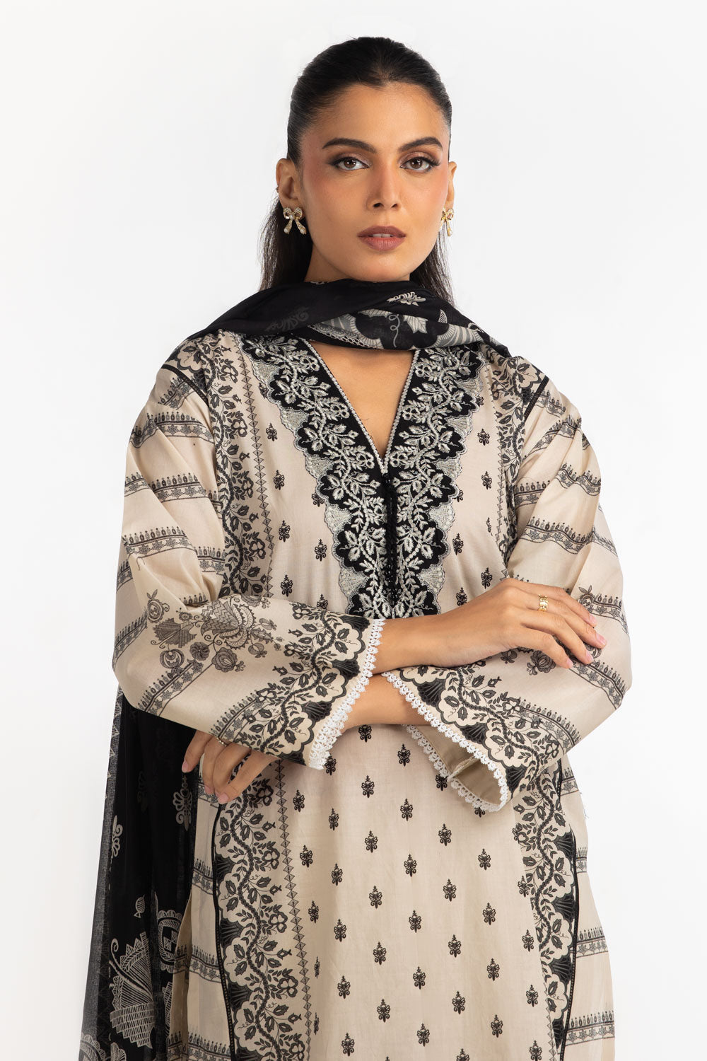 3PC Lawn Printed Suit With Embroidered