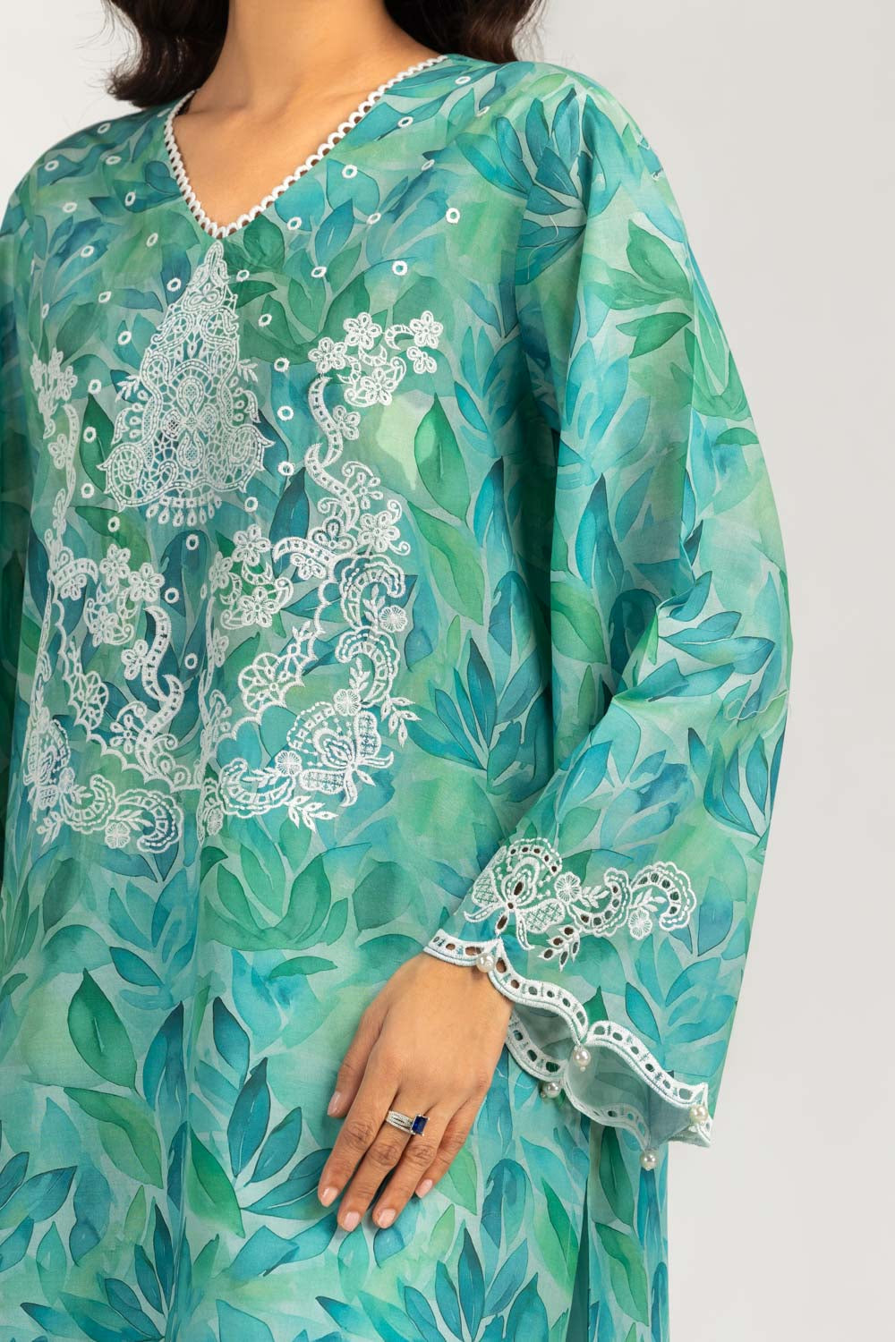 3PC Lawn Printed Suit With Embroidered