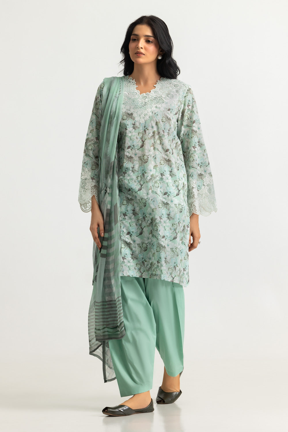 3PC Lawn Printed Suit With Embroidered