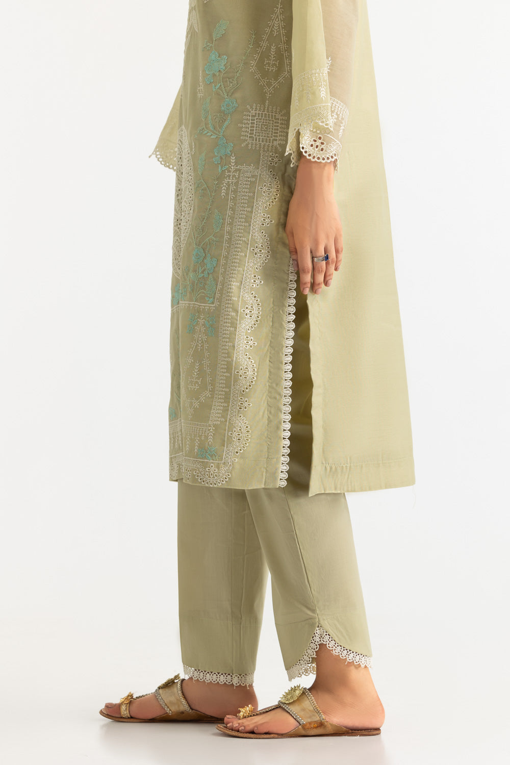 3Pc Paper Cotton Embroidered Suit