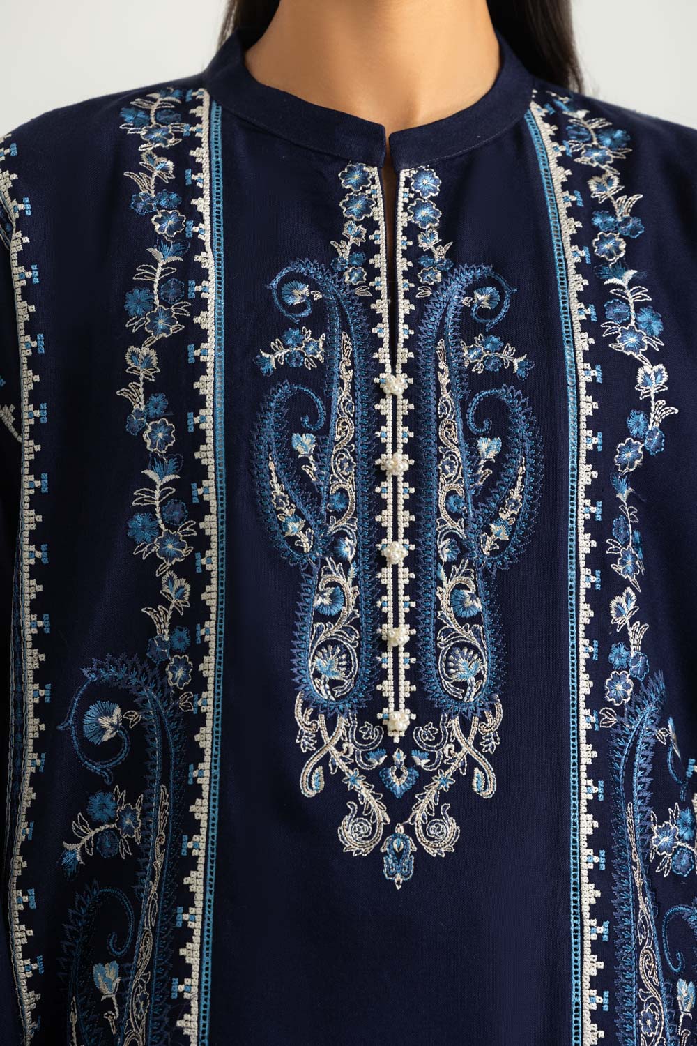 3PC Pashmina Embroidered Suit