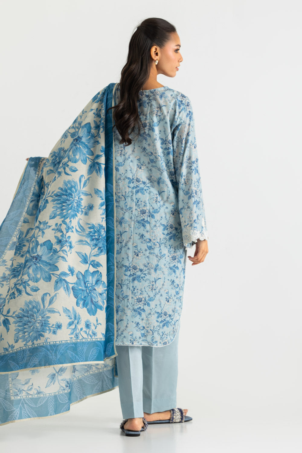 3PC Printed Lawn Suit With Embroidered