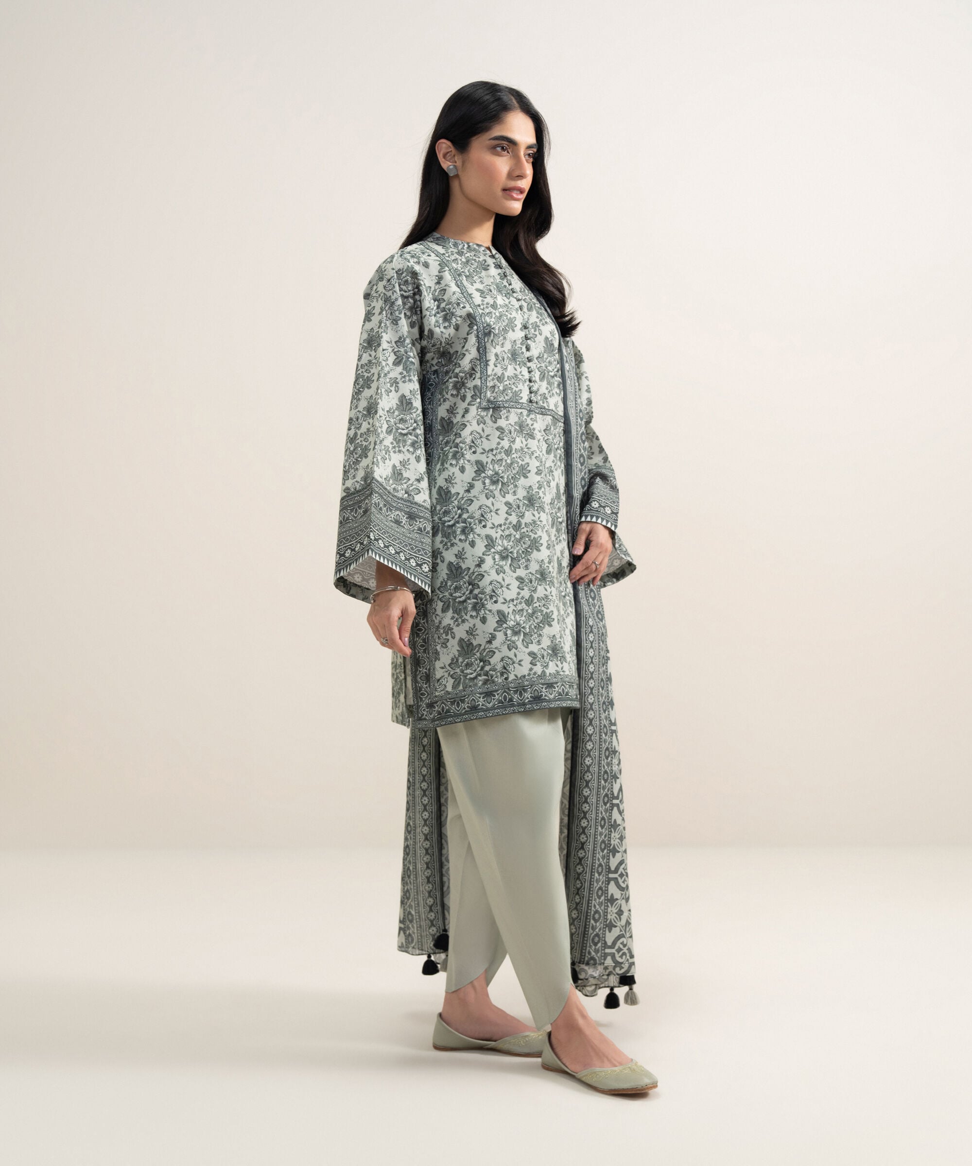 3 Piece - Printed Lawn Suit