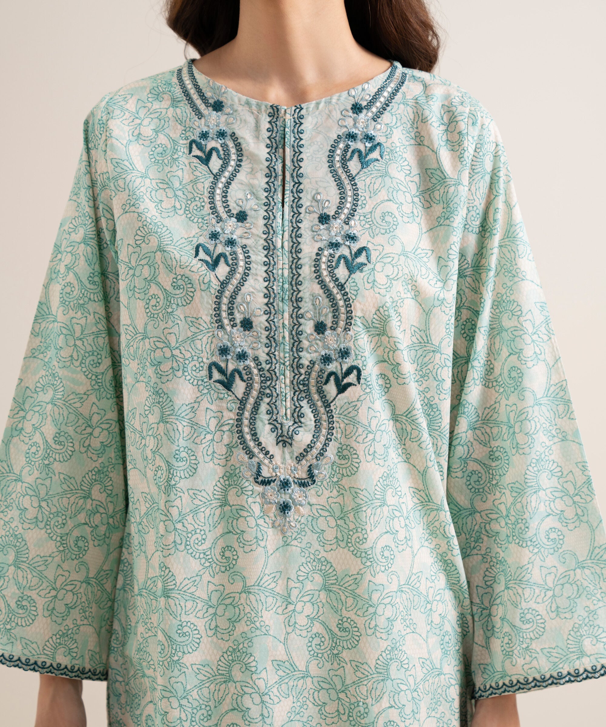 3 Piece - Embroidered Lawn Suit
