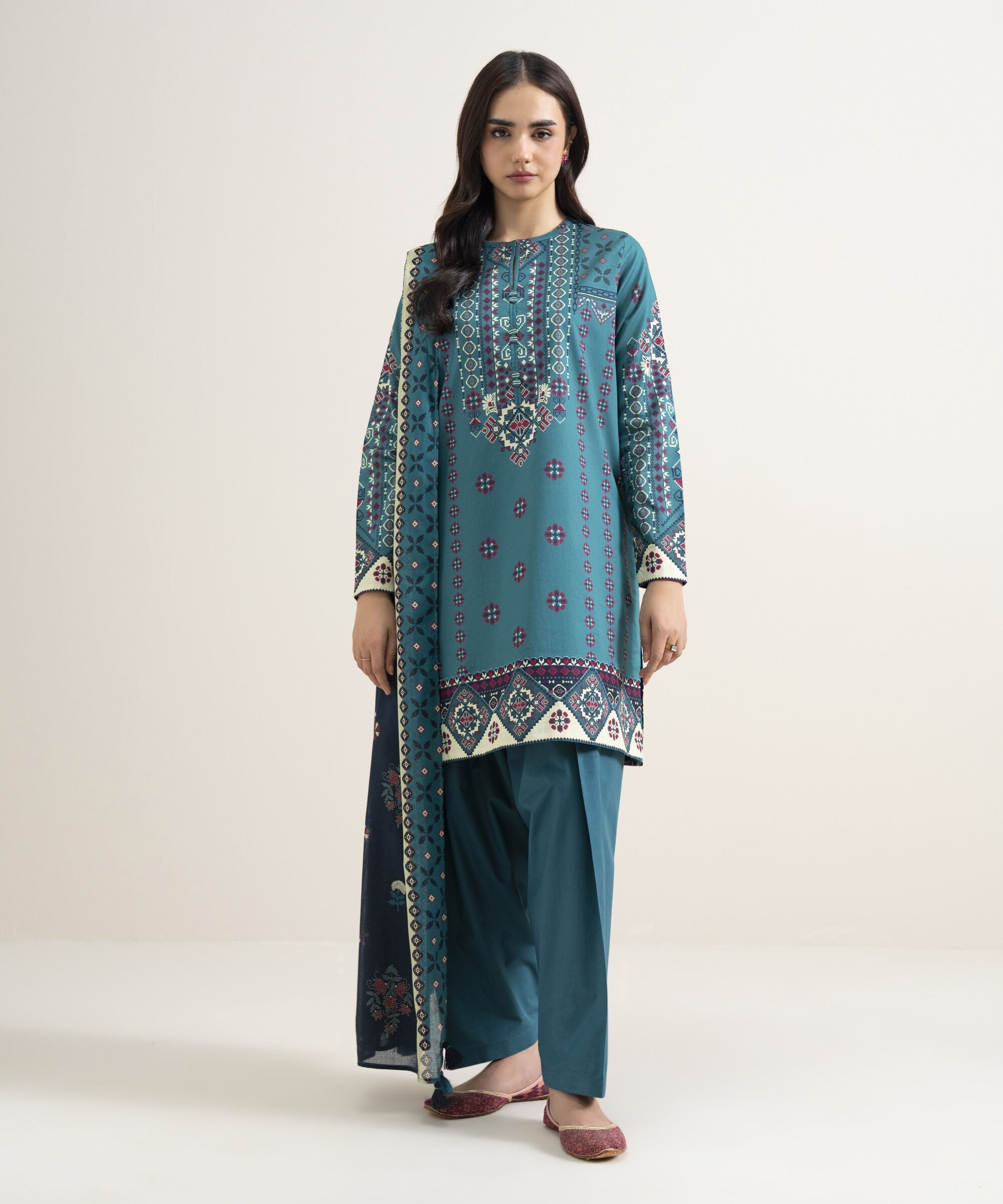 3 Piece - Printed Lawn Suit 3PDYS26V7102