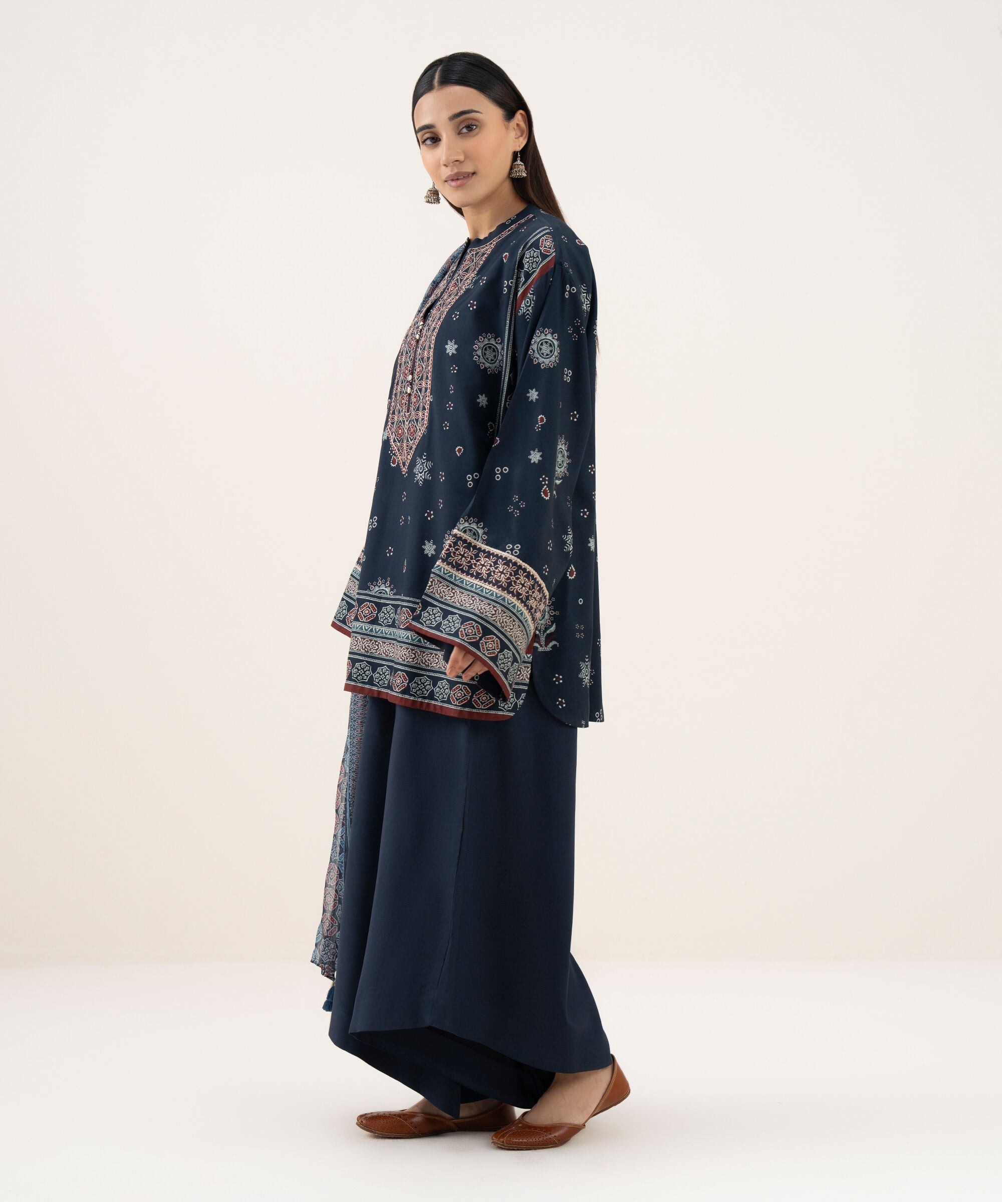 3 Piece - Embroidered Light Linen Suit
