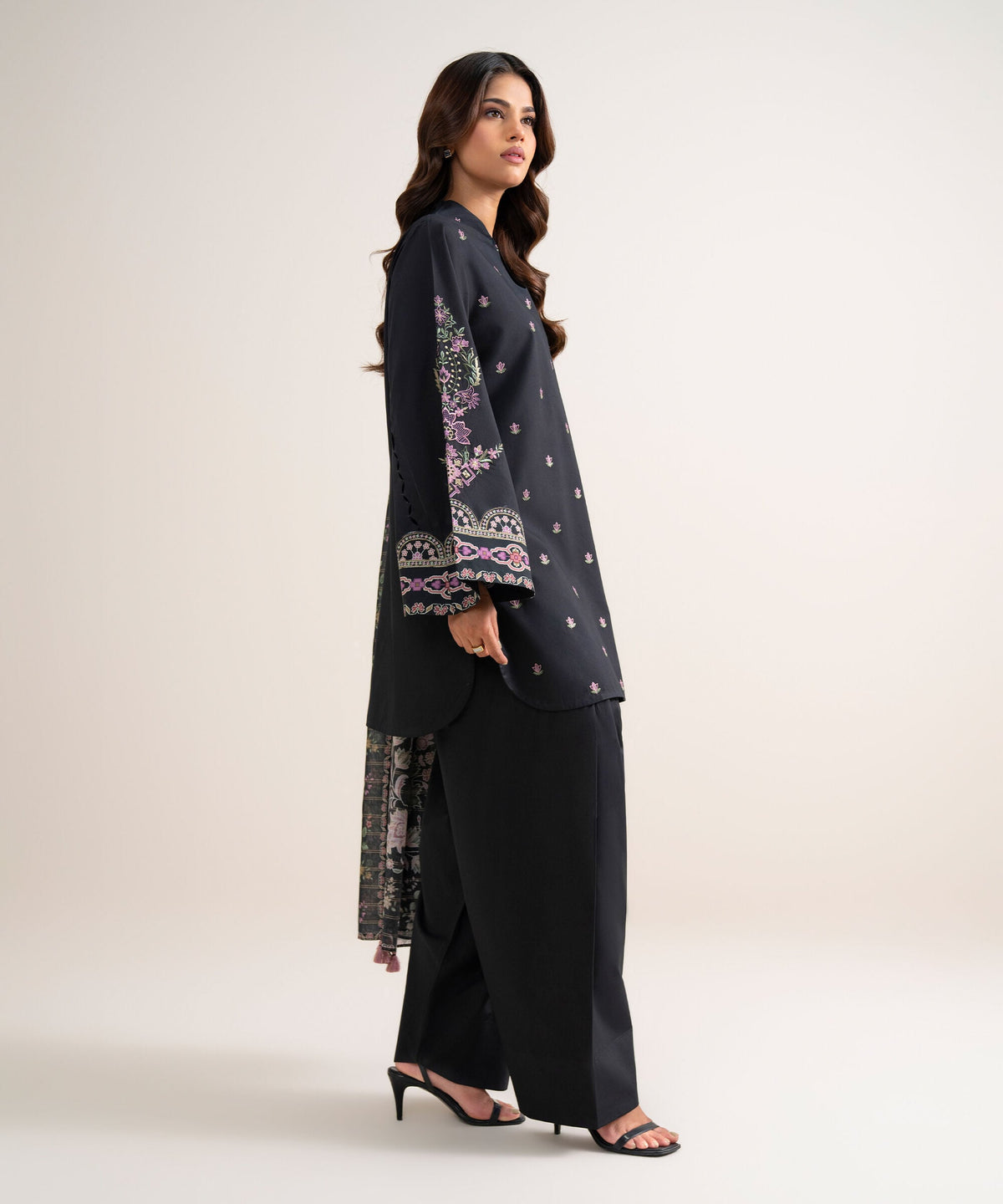 3 Piece - Embroidered Cotton Suit 3PEDYS26V831