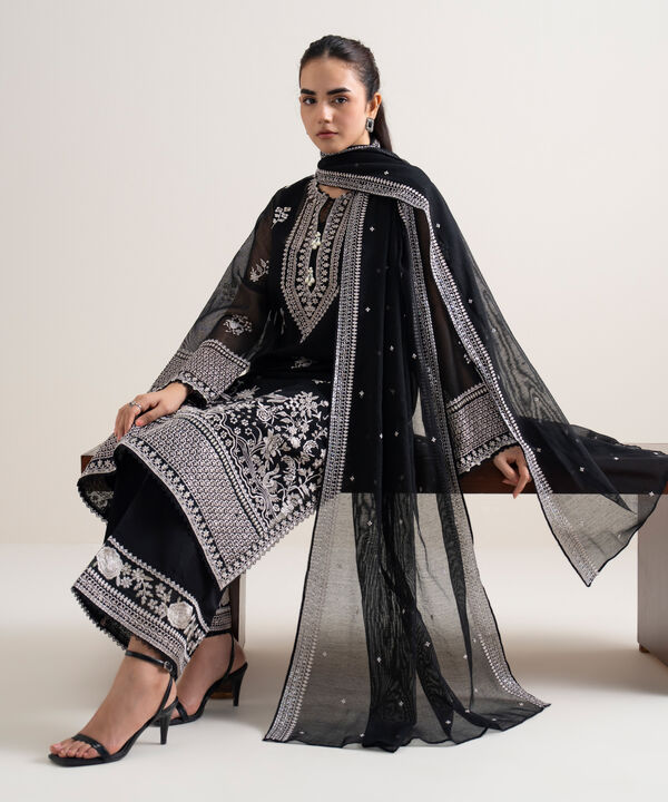 3 Piece - Embroidered Khaddi Net Suit