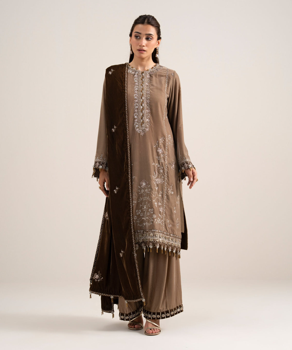 3 Piece - Embroidered Velvet Suit 3PELXS26V812