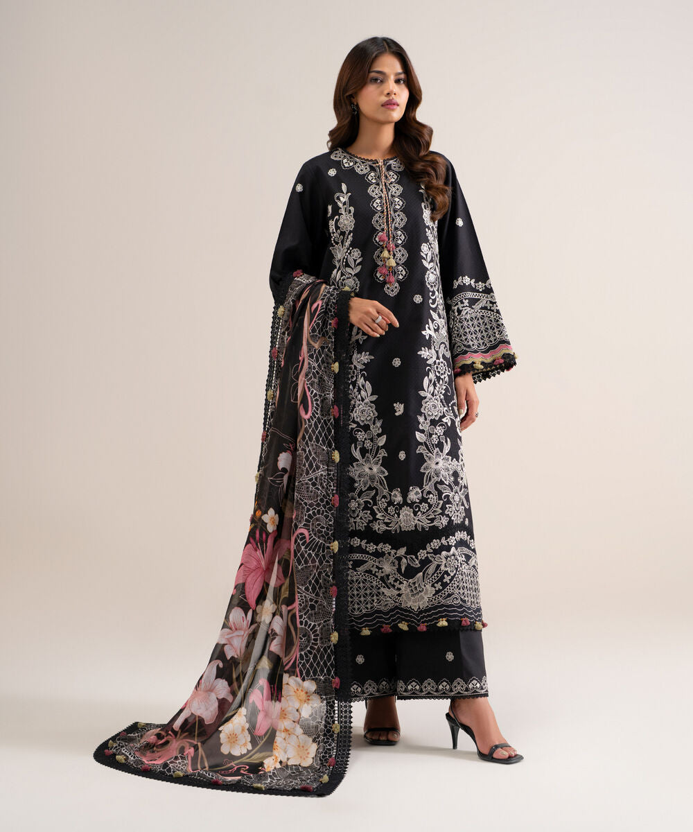3 Piece - Embroidered Dobby Suit 3PELXS26V823