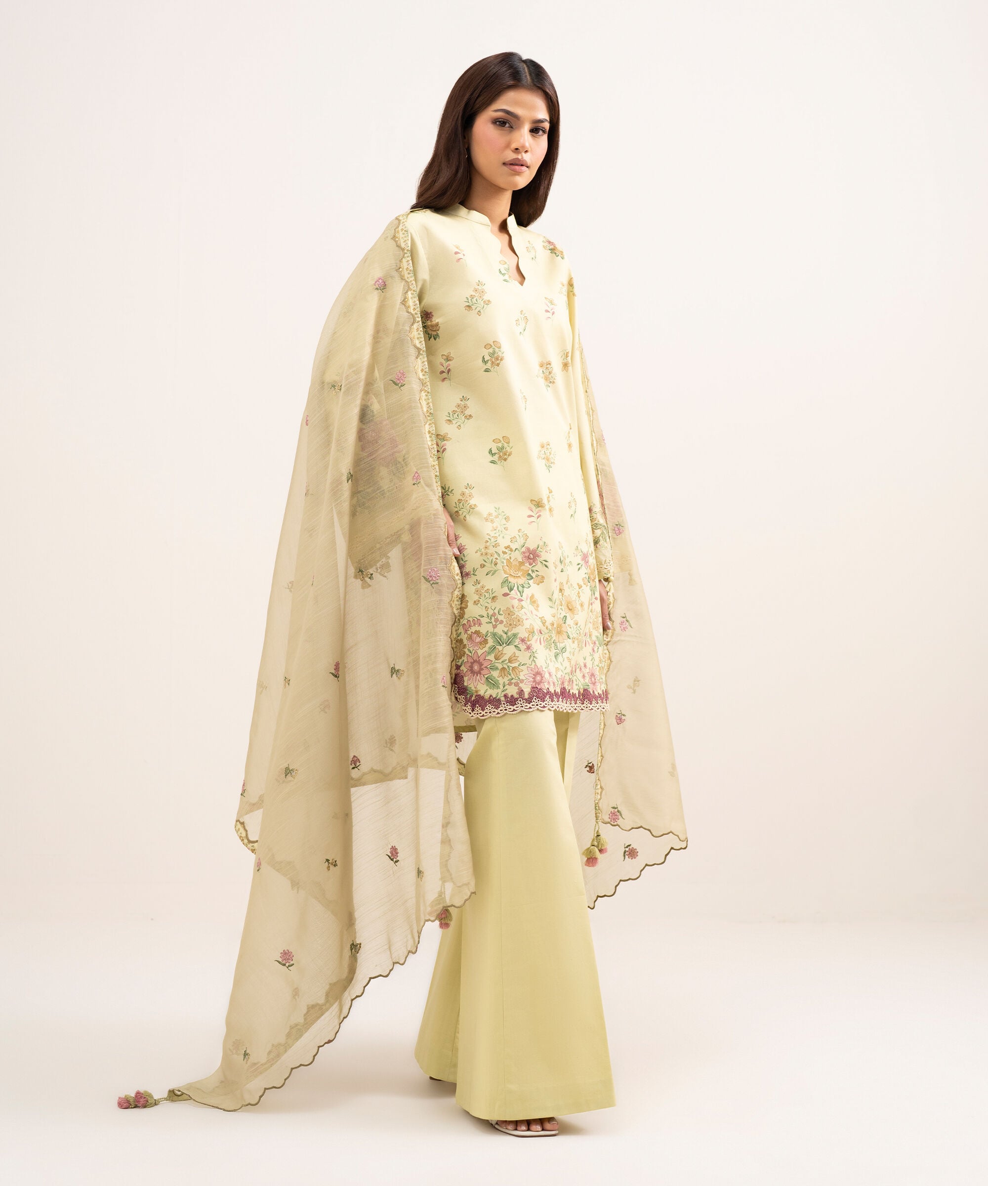 3 Piece - Embroidered Lawn Suit