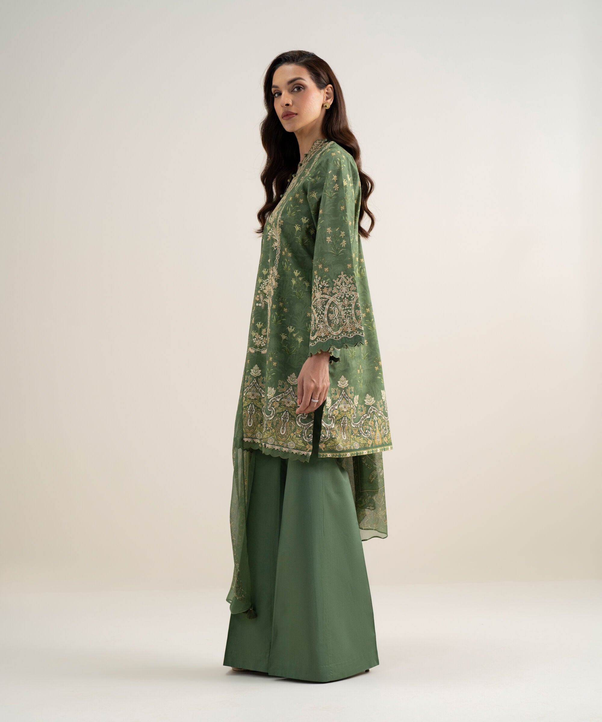3 Piece - Embroidered Lawn Suit