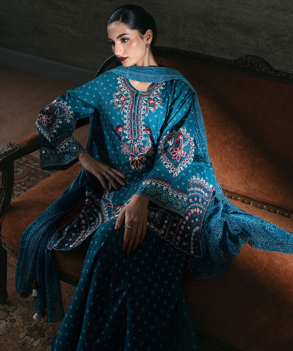 3 Piece - Embroidered Lawn Suit