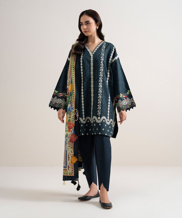3 Piece - Embroidered Lawn Suit