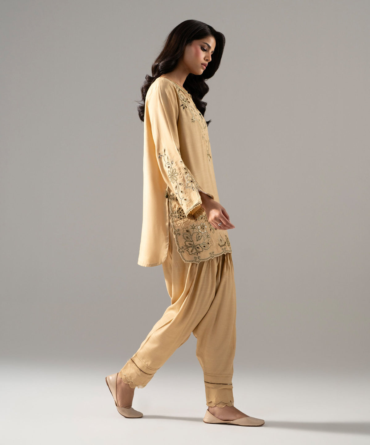 2 Piece - Embroidered Raw Silk Suit 3SFS26FMV610