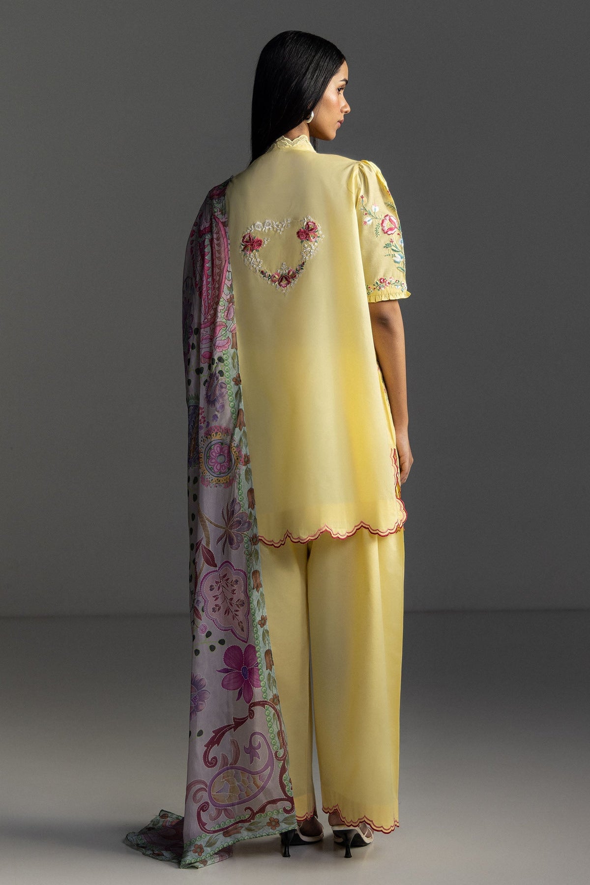 Zara Shahjahan – Seren-5B Style