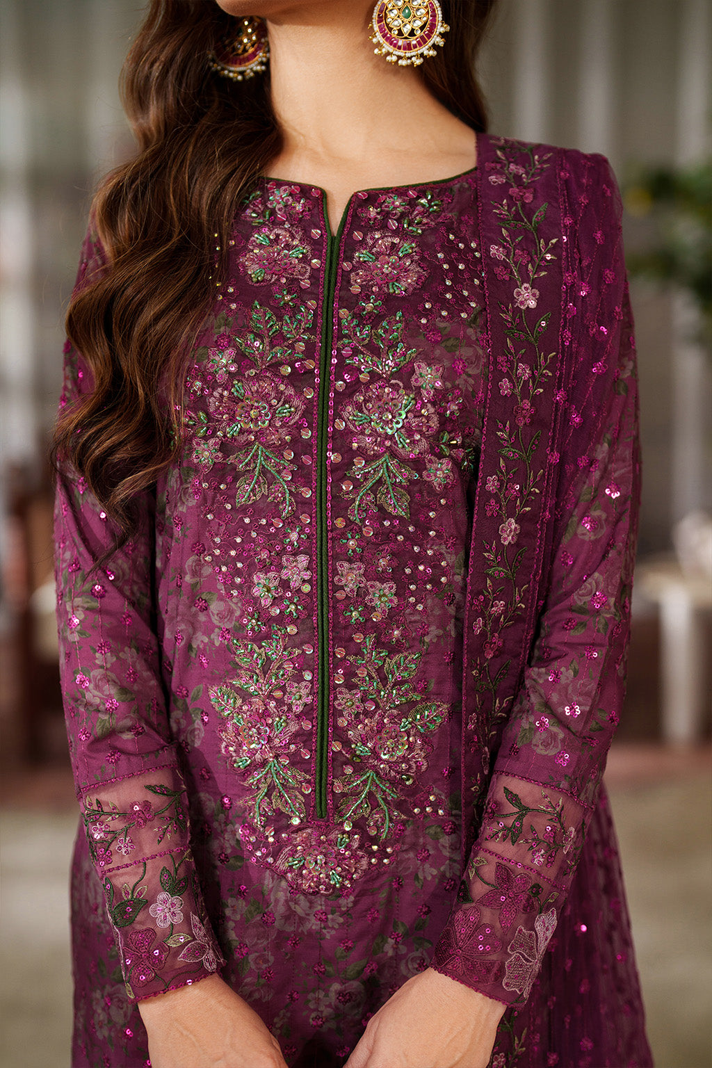 UE-538 Printed Formals