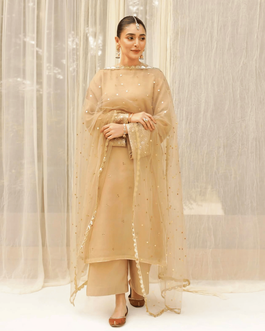 Golden Grace – Luxury Embroidered Suit for Women