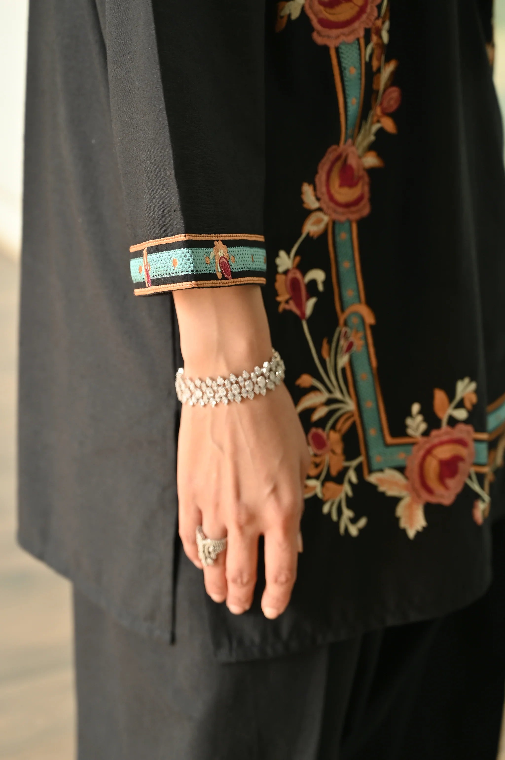 https://cdn.shopify.com/s/files/1/0835/3126/8378/files/3_bee67550-34cd-4d9a-ae7c-6daf8ea9347f.webp?v=1771650314