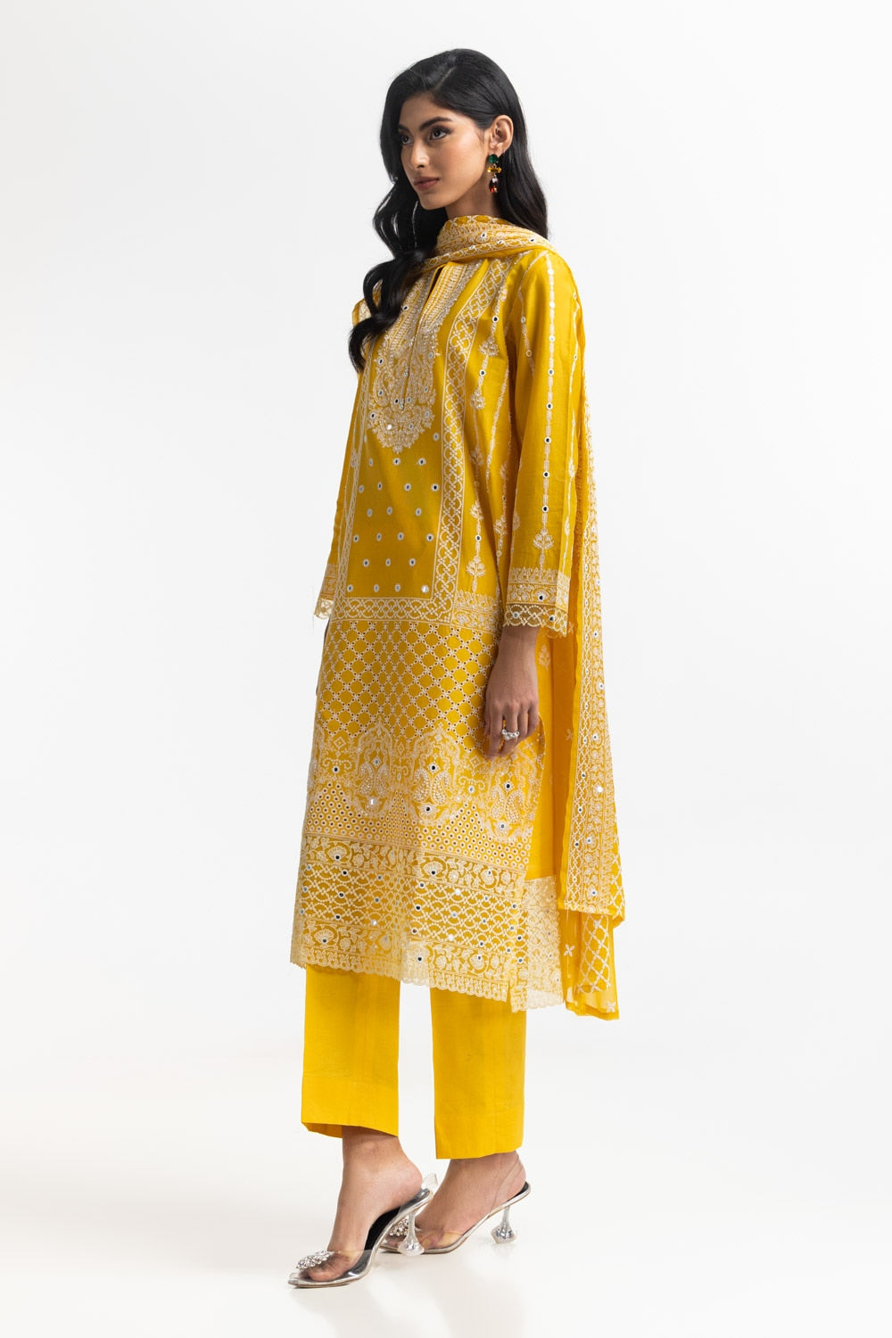 3PC Lawn Embroidered Suit