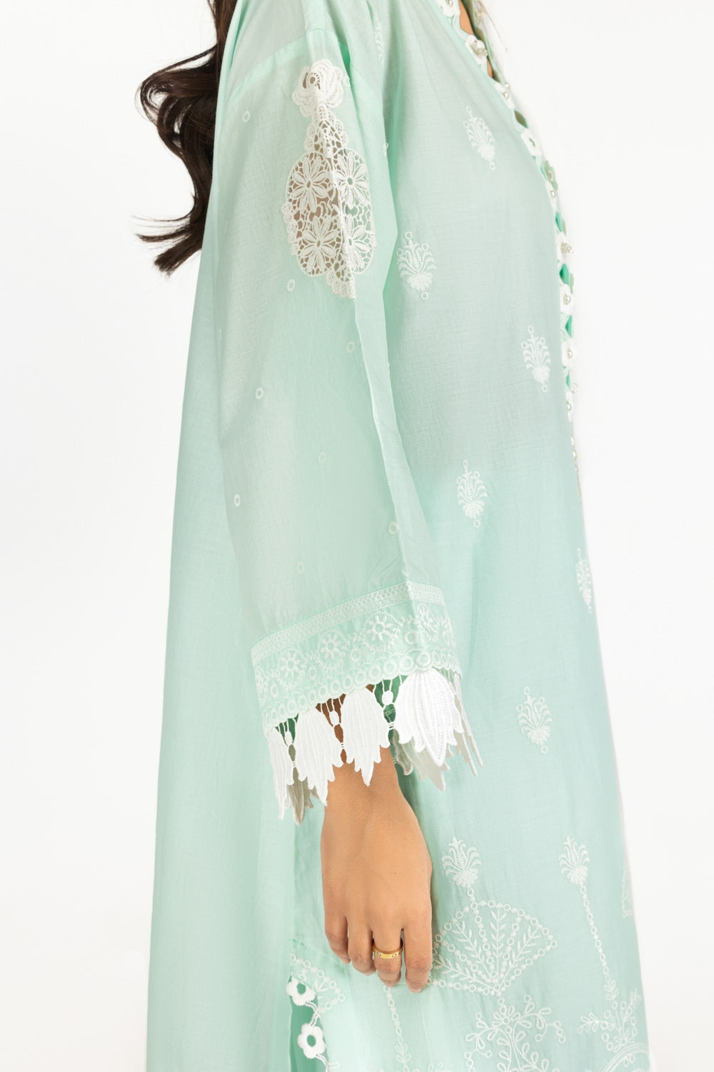 3PC Lawn Embroidered Suit