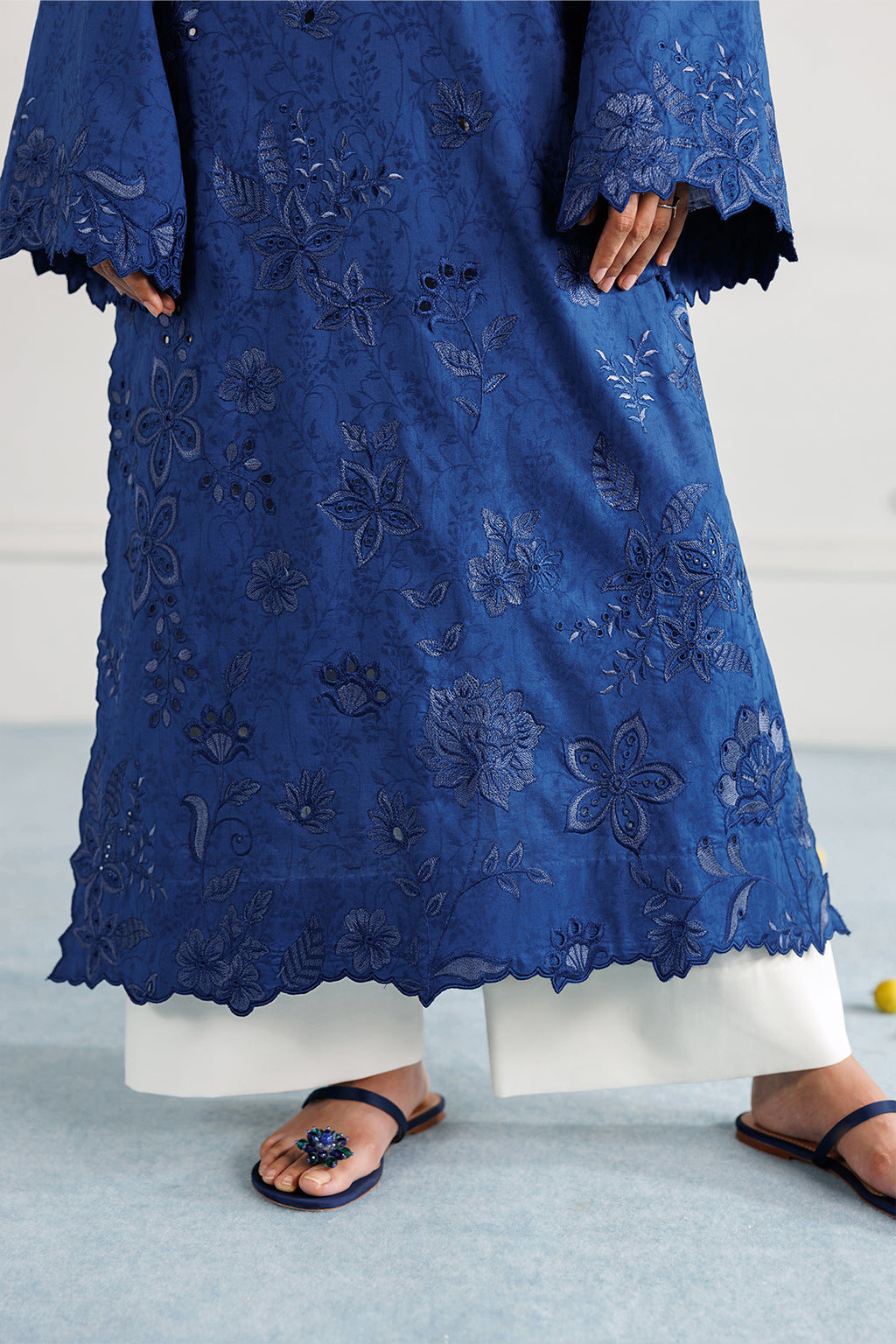https://cdn.shopify.com/s/files/1/0303/2796/3779/files/40_5d57a1a4-8701-4250-8145-d035d22942fb.jpg?v=1778687961