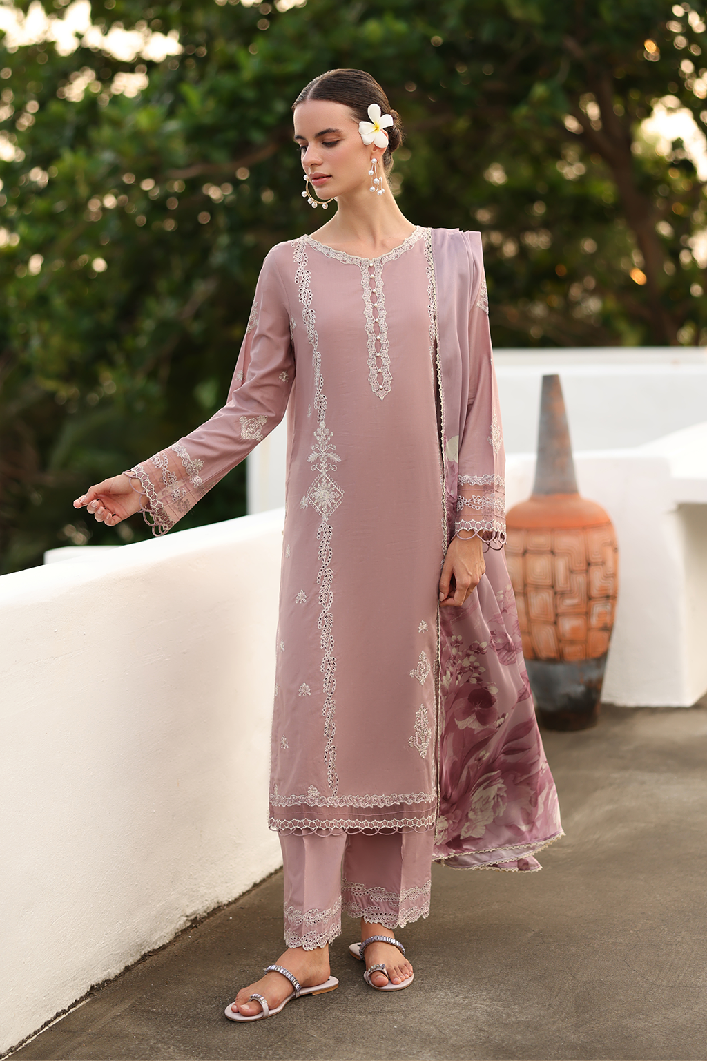 UE-525 Printed Lawn