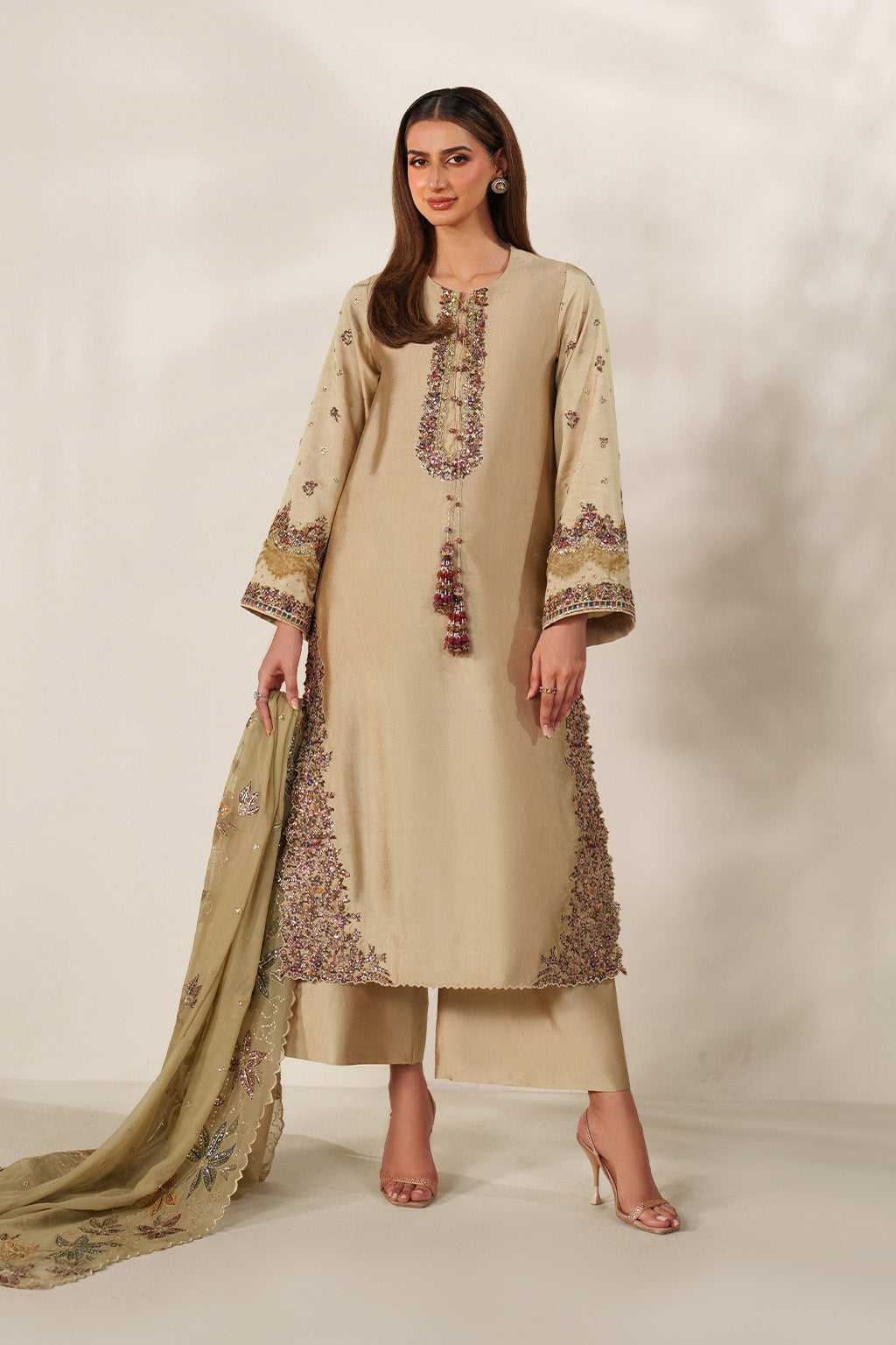 UE-617 Sheesha Silk