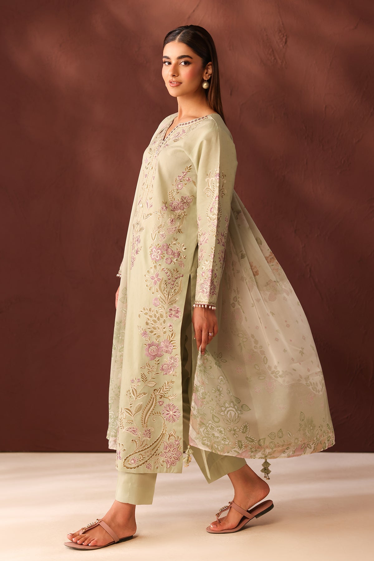 EMBROIDERED DOBBY LAWN UF-4482