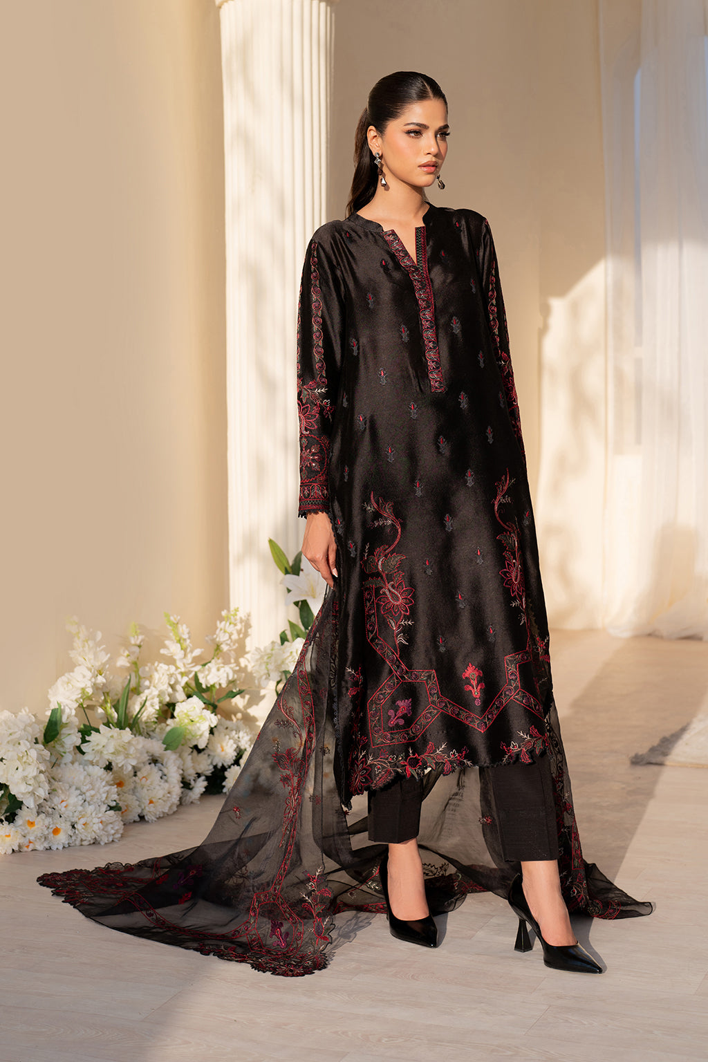 UE-434 Embroidered Pure Jacquard Silk